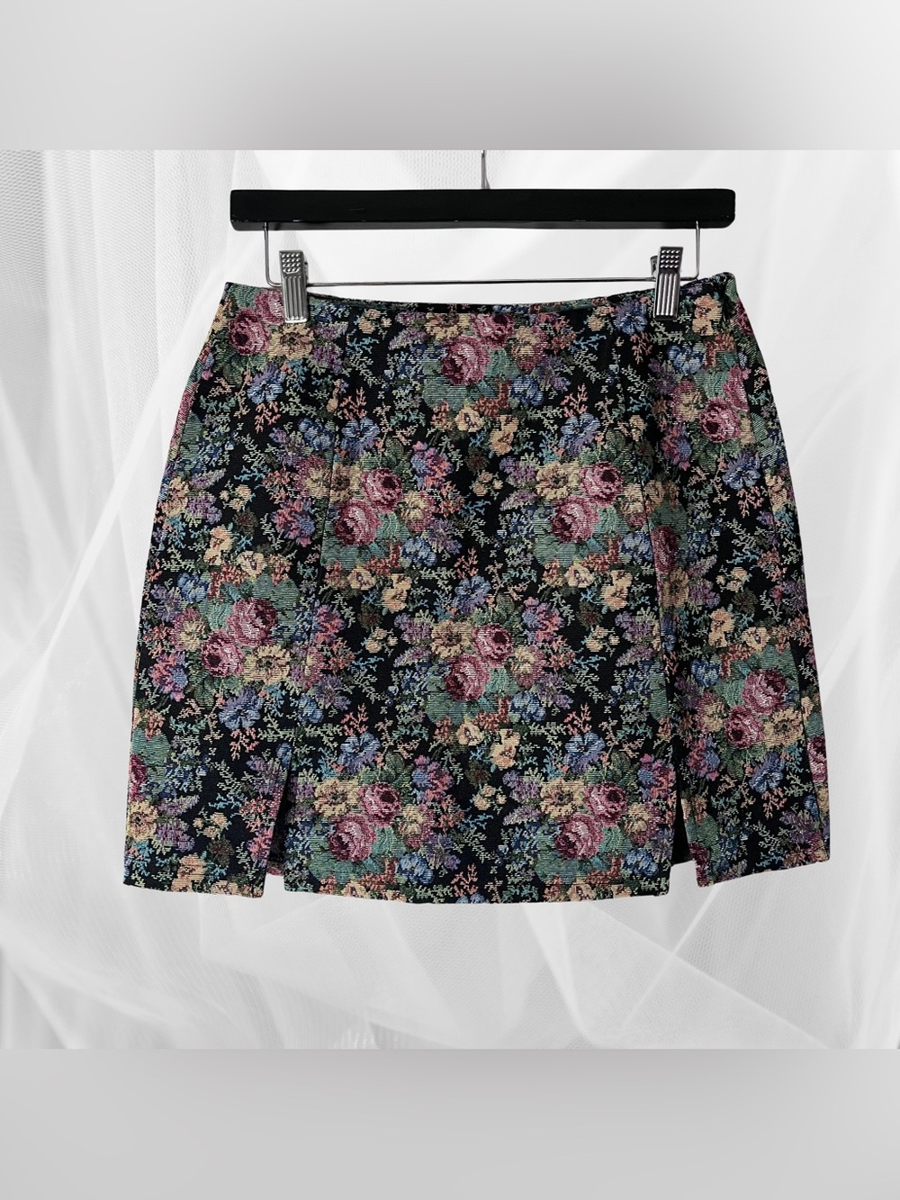New In Black Floral Tapestry Jacquard Split Hem Mini Skirt boho coquette M
